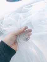 najjeftiniji beli til sa sjajem za dekoraciju i jednostavne haljine