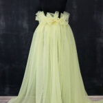 til najvišeg kvaliteta u boji svetlo žuta sa sitnom mrežicom za haljine i suknje