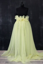 til najvišeg kvaliteta u boji svetlo žuta sa sitnom mrežicom za haljine i suknje