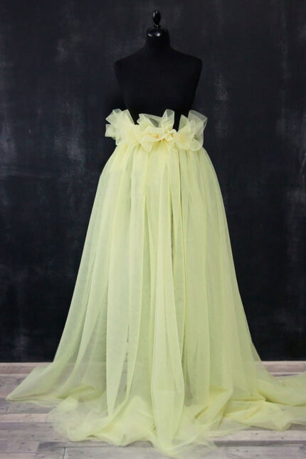 til najvišeg kvaliteta u boji svetlo žuta sa sitnom mrežicom za haljine i suknje