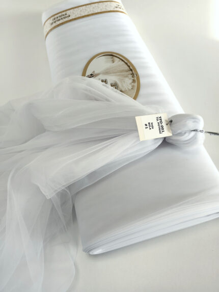 meki til u boji bela za odeću i dekoraciju