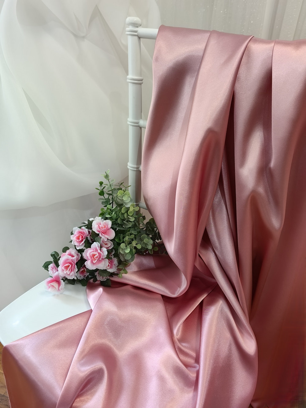 Najjeftiniji saten za dekoraciju i postavu za odeću